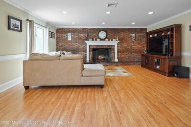 15 Deerfield Ln, Matawan, NJ 07747 - photo 7