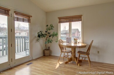 Wrap around windows for Dining