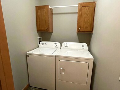 617 Linda Ln unit 617, Lynwood, IL 60411 - photo 2