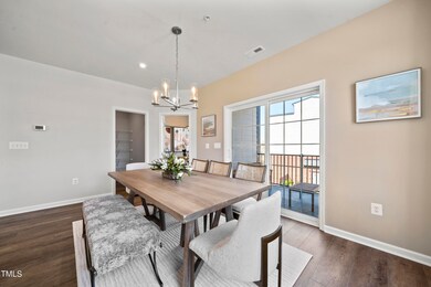 RIC_WLP_Julianne_Model_ dining area 2