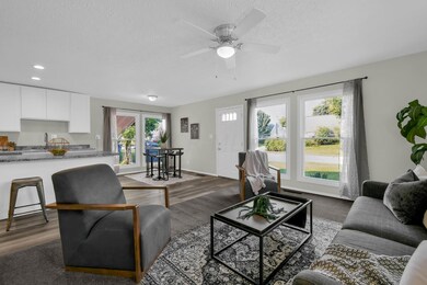 624 Savannah Dr, Columbus, OH 43228 - photo 7