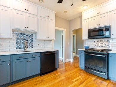 17 Wyvern St unit 1, Roslindale, MA 02131 - photo 2