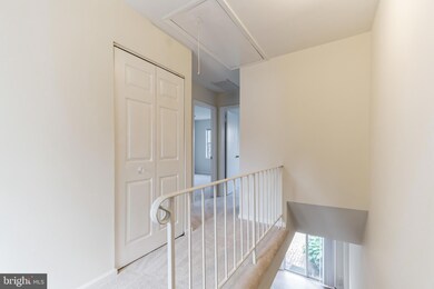 6005 Sweet Dale Ct, Springfield, VA 22152 - photo 7