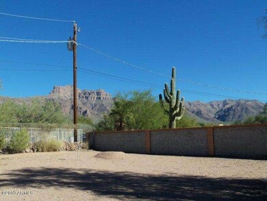 Your back Yard - Supersition Mountains
