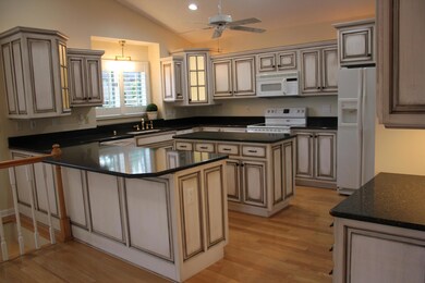 34 Dockside Ct, Crossville, TN 38558 - photo 7