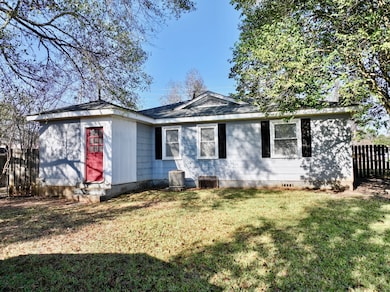 201 Fairview Cir, Jackson, AL 36545 - photo 4