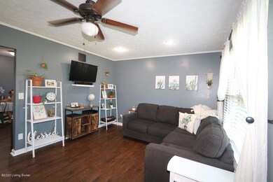 6808 Spourtland Dr, Louisville, KY 40228 - photo 3