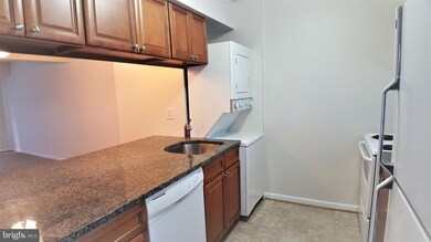 14455 Saint Germain Dr, Centreville, VA 20121 - photo 2
