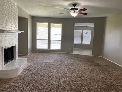 315 Preston Dr, Cleburne, TX 76033 - photo 2