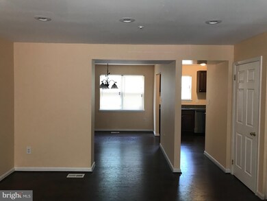 1311 Upcot Ct, Capitol Heights, MD 20743 - photo 4