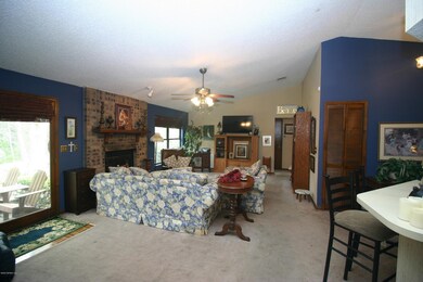 8023 Corky Ct E, Jacksonville, FL 32244 - photo 4