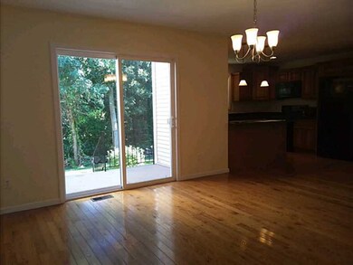 53 Silvercup Cir unit 53, West Warwick, RI 02893 - photo 4