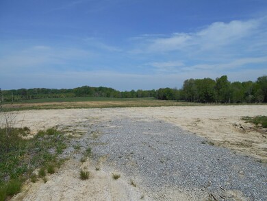 6241 Johnny Stamps Rd, Cookeville, TN 38506 - photo 2