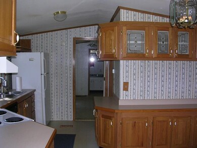 6 C St, Merrimac, MA 01860 - photo 3