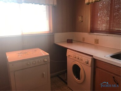 4155 Cypress Ave, Toledo, OH 43623 - photo 6