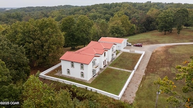 2421 Morrison Loop, Anderson, MO 64831 - photo 4