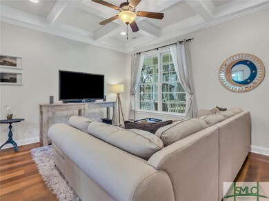 210 W 36th St, Savannah, GA 31401 - photo 5