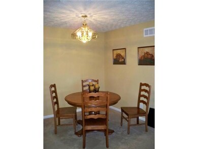 22 Ellington Commons Ln unit 22, Granville, OH 43023 - photo 3