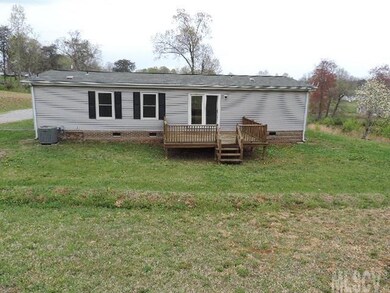 5463 Rifle Range Rd, Conover, NC 28613 - photo 5