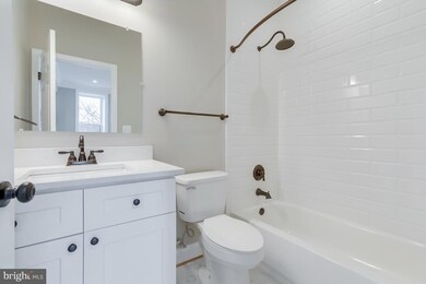 1101 Florida Ave NE unit 3, Washington, DC 20002 - photo 6