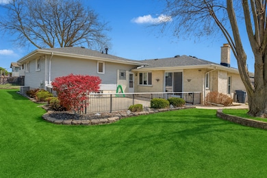 8226 Bob o Link Rd, Orland Park, IL 60462 - photo 2