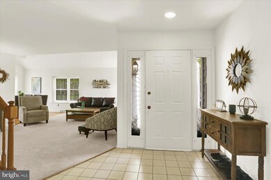 1037 Hillview Ln, Hershey, PA 17033 - photo 7