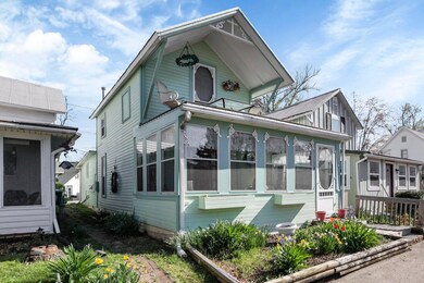 153 Eighth St