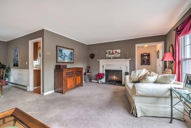 007_LIVING ROOM