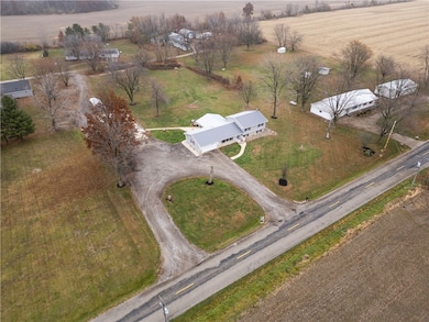 13185 E 2200 North Rd, Danville, IL 61834 - photo 4