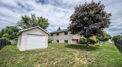 528 Tiffany Dr Hastings MN-large-005-004-Back Yard-1500x833-72dpi.jpg