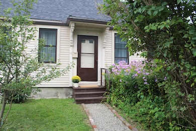 8 West St, Gardiner, ME 04345 - photo 2