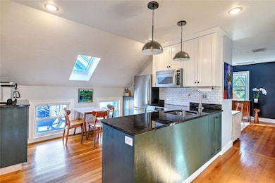 510 Wickenden St unit 3, Providence, RI 02903 - photo 3