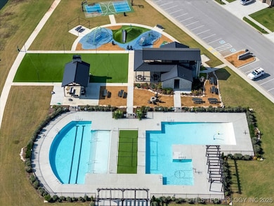 7710 N 147th East Ave, Owasso, OK 74055 - photo 2