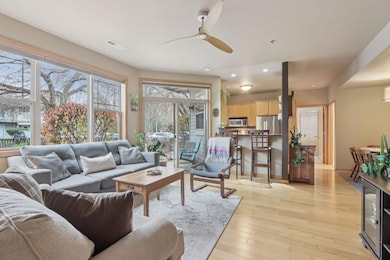 N82W13360 Fond du Lac Ave unit 102, Menomonee Falls, WI 53051 - photo 3