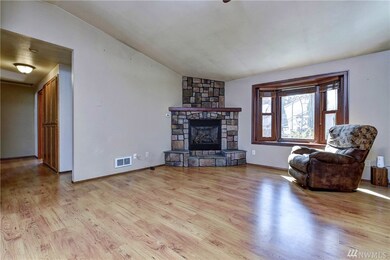 27204 Manor Place NW, Stanwood, WA 98292 - photo 5