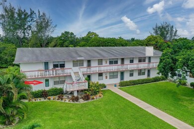 41 Windsor C, West Palm Beach, FL 33417 - photo 2