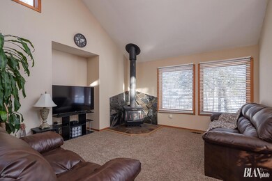 105_022820_realestate