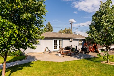 2041 SW 20th St-17