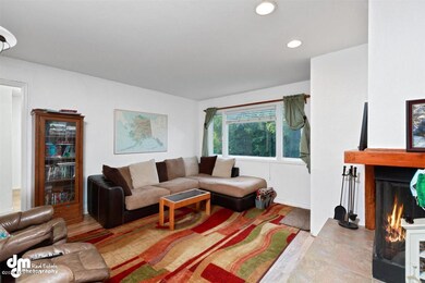 23-Living Room MS_4407