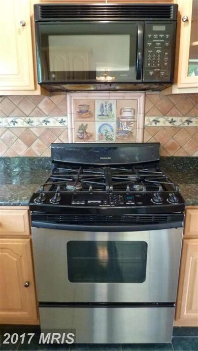 13608 Grenoble Dr, Rockville, MD 20853 - photo 7