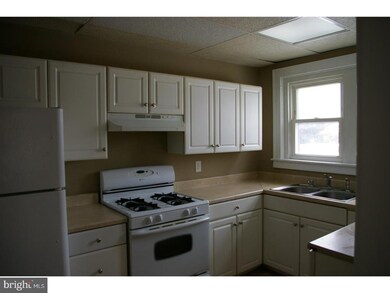 224 E State St unit 3RD FL, Kennett Square, PA 19348 - photo 3