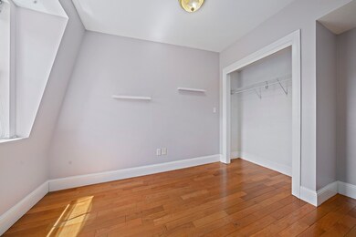 662 E 7th St unit 3, Boston, MA 02127 - photo 5