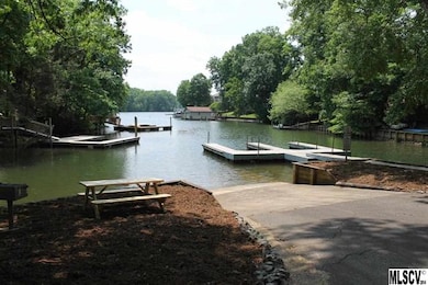 Neighborhood Boat Access