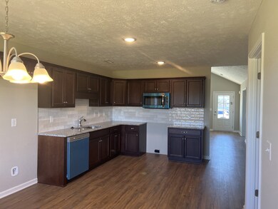 206 Meadowbrook Dr, Shelbyville, TN 37160 - photo 6