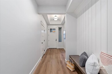 1026 E Rockhurst Ln, Eagle, ID 83616 - photo 3