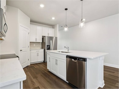 1231 Bluffton Cir, Clarksville, TN 37043 - photo 4