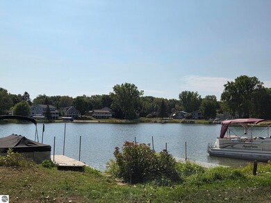 1001 El Camino Grande unit 28-30, Weidman, MI 48893 - photo 7