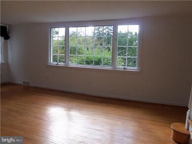 3312 Saint Davids Rd, Newtown Square, PA 19073 - photo 4