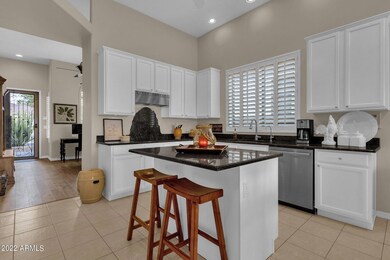 9-web-or-mls-3109-e-windmere-dr