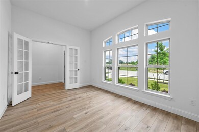 1404 Quail Creek Dr, Cleburne, TX 76033 - photo 4